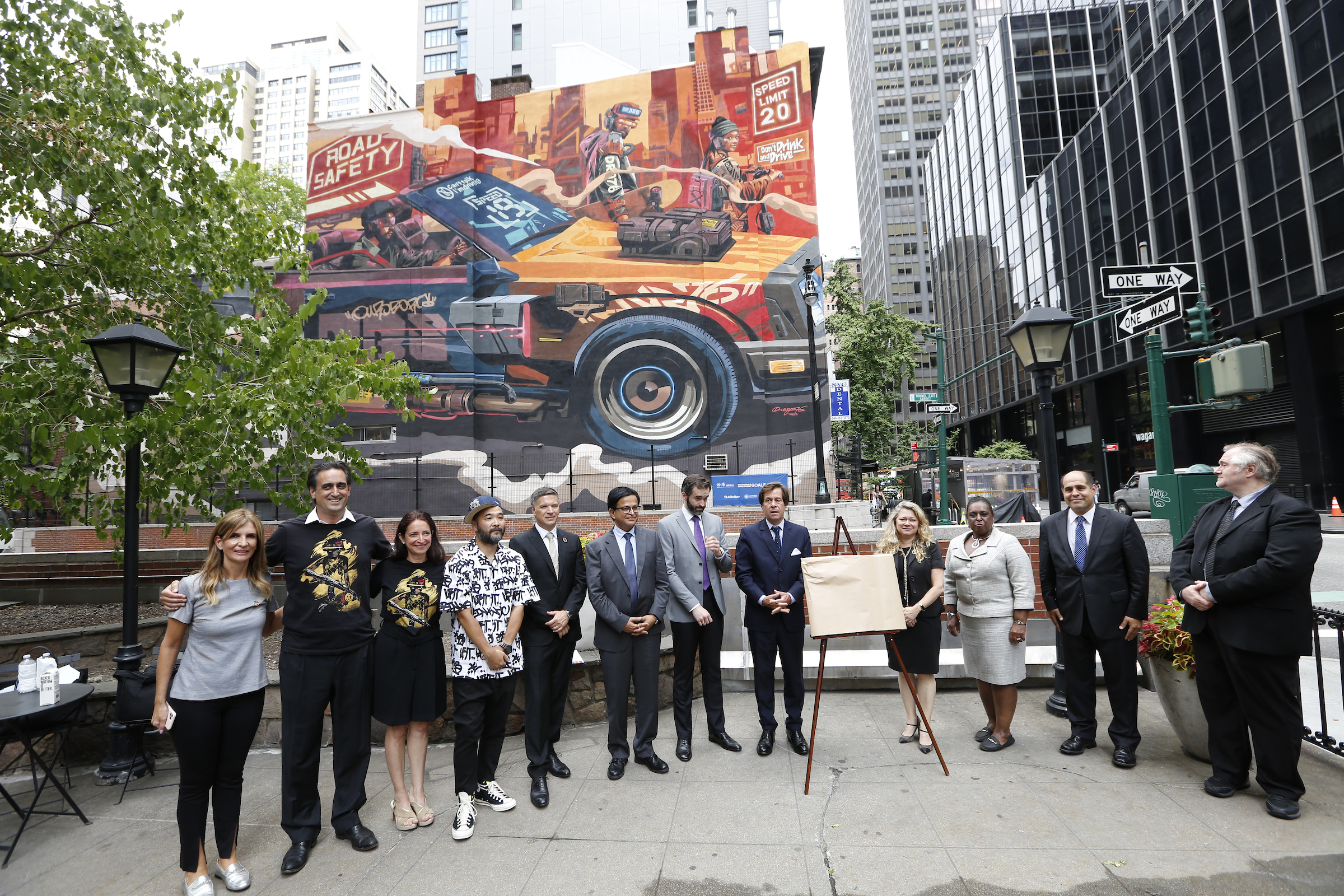 UNITAR presents Road Safety Mural to the City of New York to raise